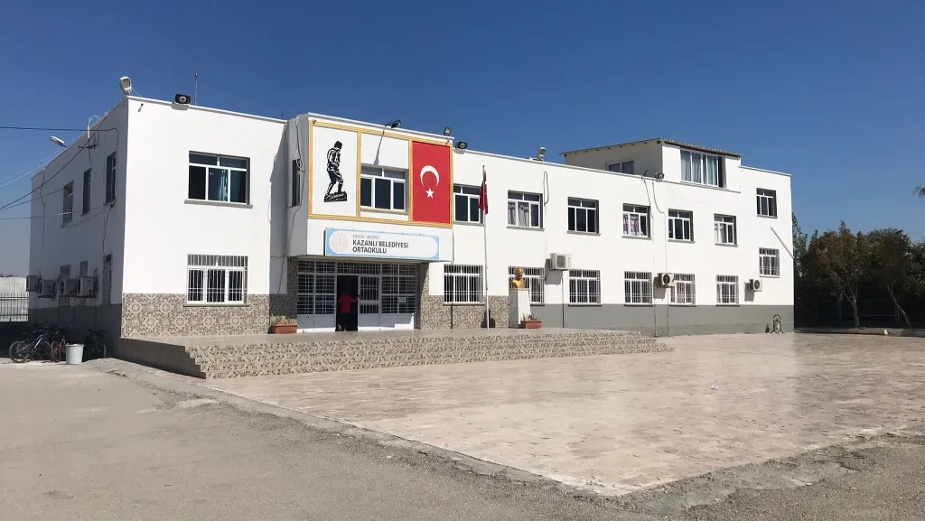 Kazanlı Belediyesi Ortaokulu fotoğrafı