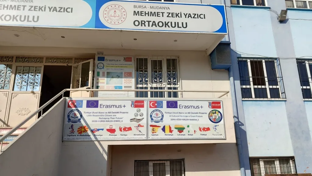 M.Zeki Yazıcı Ortaokulu