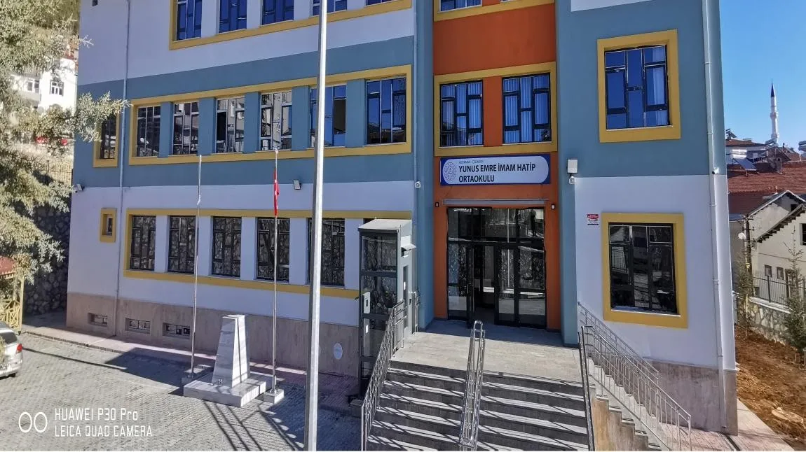 Yunus Emre İmam Hatip Ortaokulu fotoğrafı