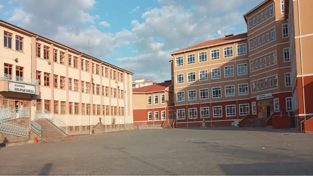 Dumlupınar İlkokulu fotoğrafı