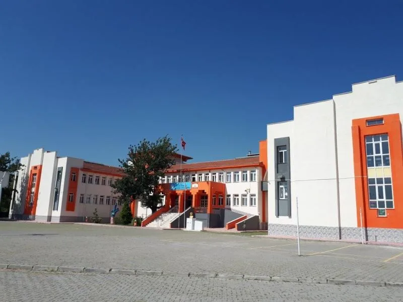 Şehit Piyade Astsubay Çavuş Soner Özübek Ortaokulu