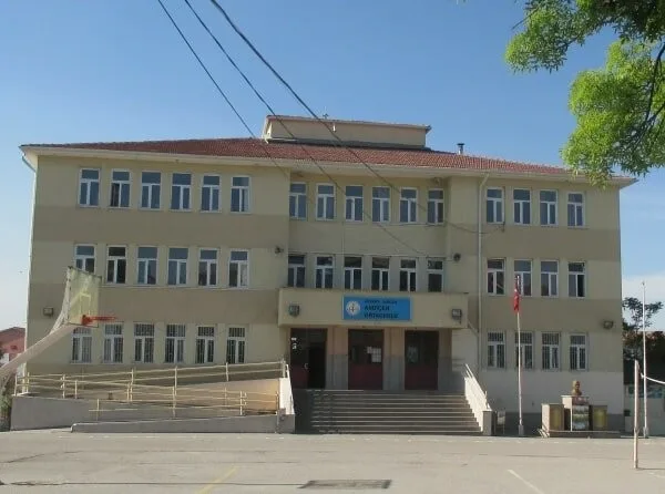 Ahmet Andiçen Ortaokulu fotoğrafı