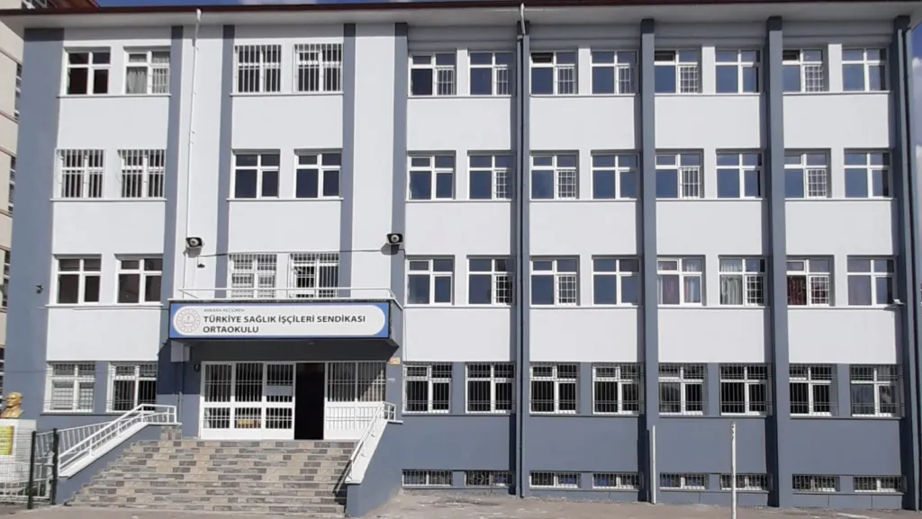 Türkiye Sağlık İşçileri Sendikası Ortaokulu