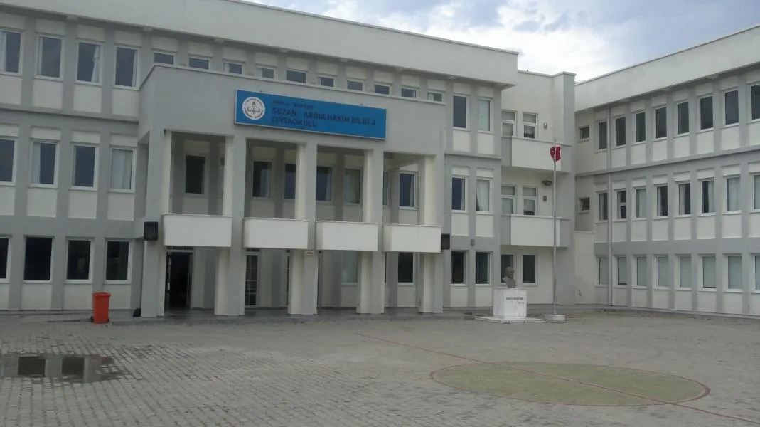 Suzan Abdulhakim Bilgili Ortaokulu
