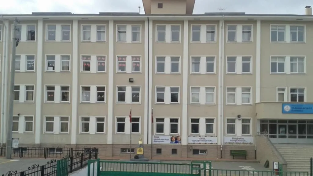 Akyurt Yıldırım Beyazıt İlkokulu
