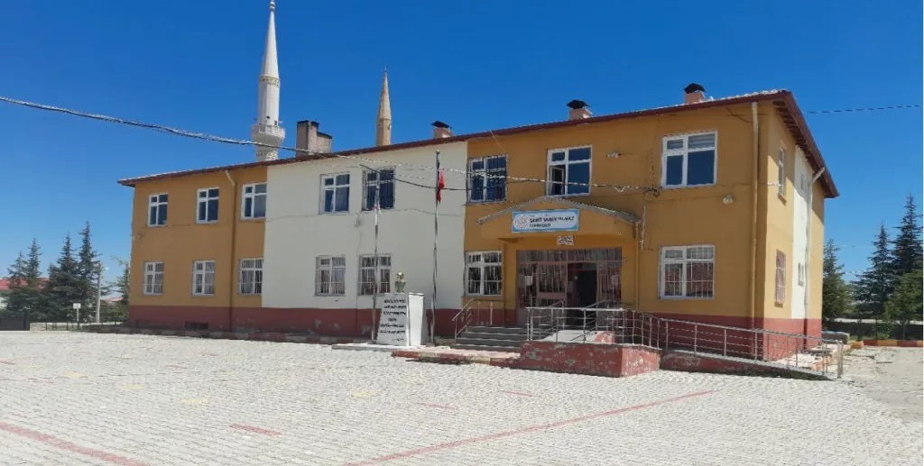 Karaatlı Şehit Şahin Yılmaz İlkokulu fotoğrafı