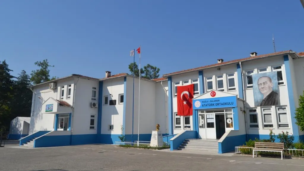 Atatürk Ortaokulu
