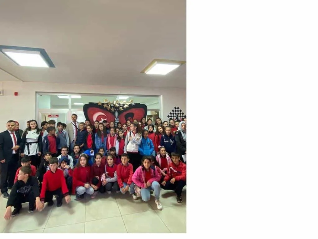 Ovacık Şehit Bayram Aksoy İlkokulu