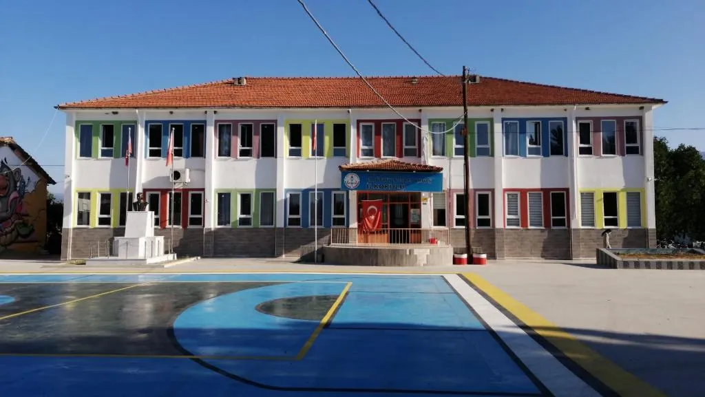 Hamitköy Nusret Akbaş Ortaokulu fotoğrafı