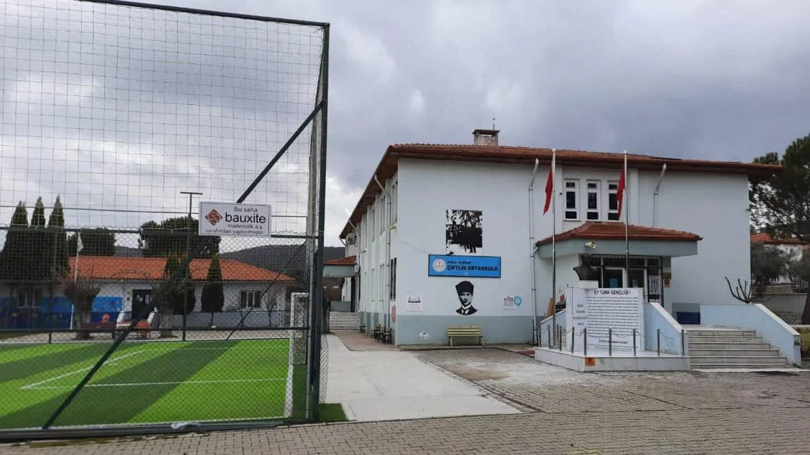 Çiftlik Ortaokulu fotoğrafı