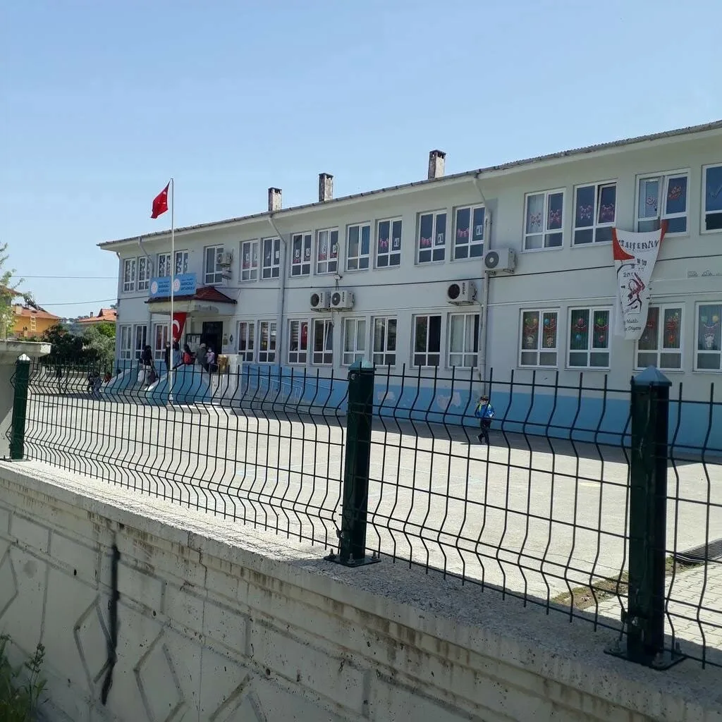 Karaçalı İlkokulu