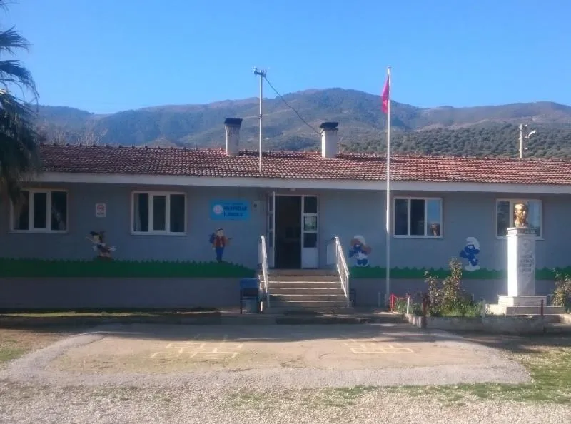 Kılavuzlar İlkokulu fotoğrafı