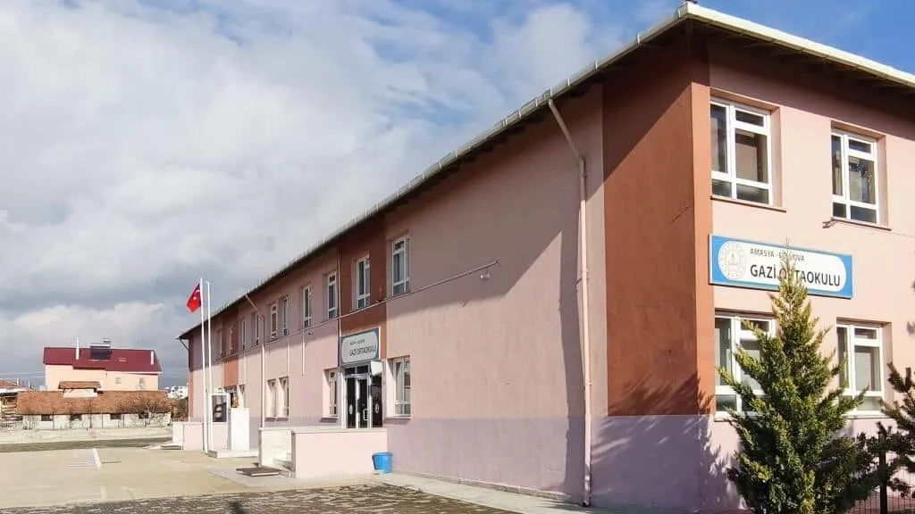 Gazi Ortaokulu fotoğrafı