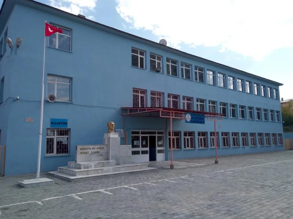 Atatürk İlkokulu fotoğrafı