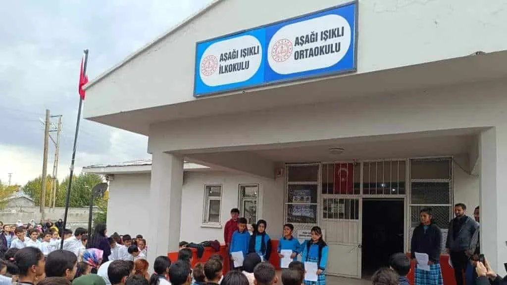 Aşağı Işıklı İlkokulu