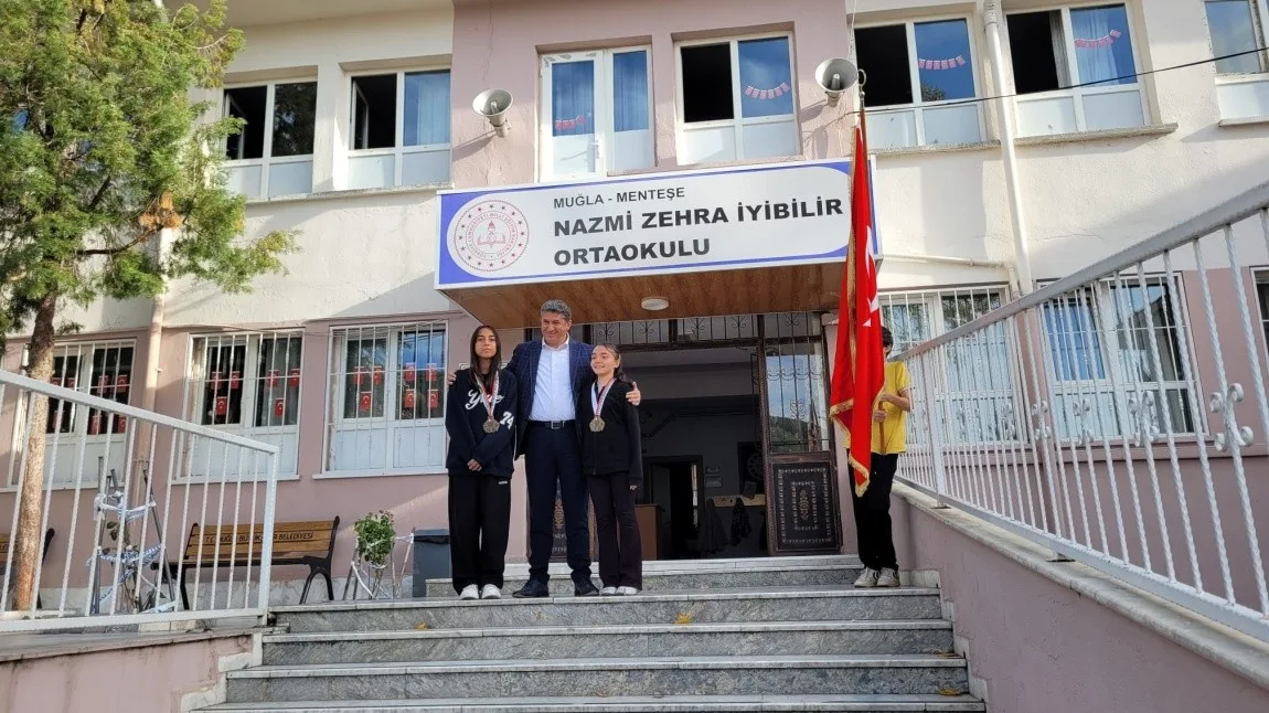 Nazmi Zehra İyibilir Ortaokulu fotoğrafı