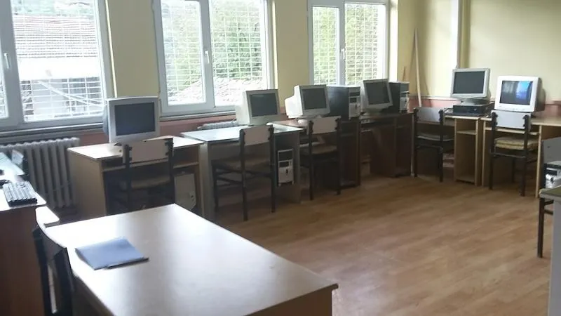 Tokmak Ortaokulu fotoğrafı