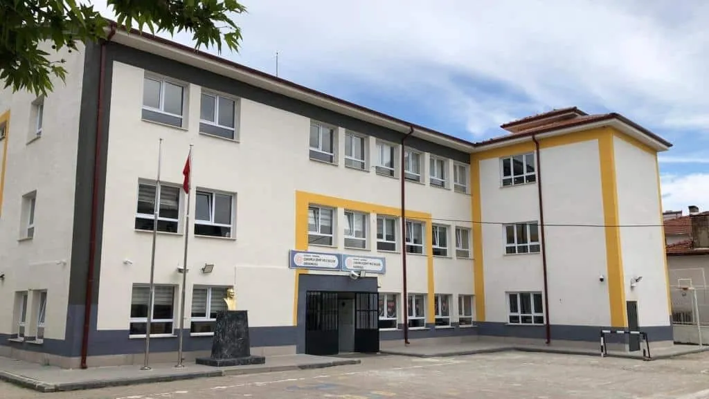 Çukurca Şehit Veli Selçuk İlkokulu fotoğrafı