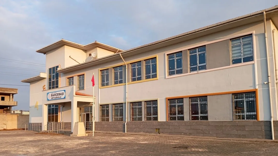 Bahçebaşı Ortaokulu