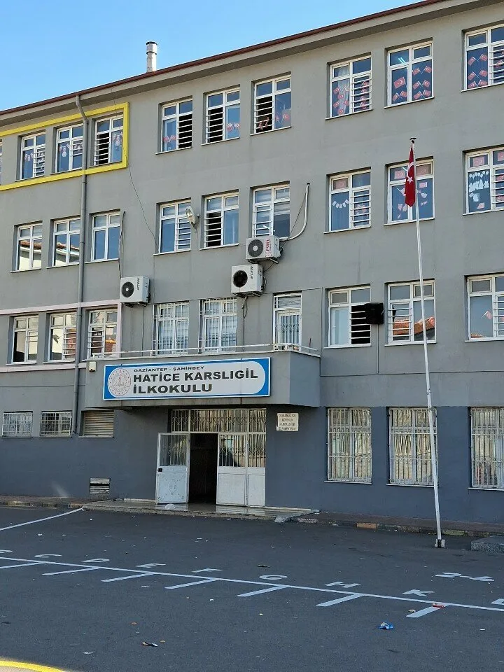 Hatice Karslıgil İlkokulu