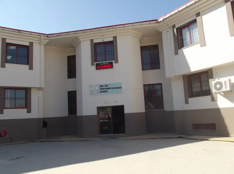Tüpraş Mahmut Esat Bozkurt Ortaokulu fotoğrafı