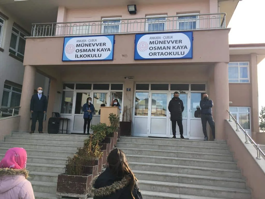 Münevver Osmankaya İlkokulu fotoğrafı