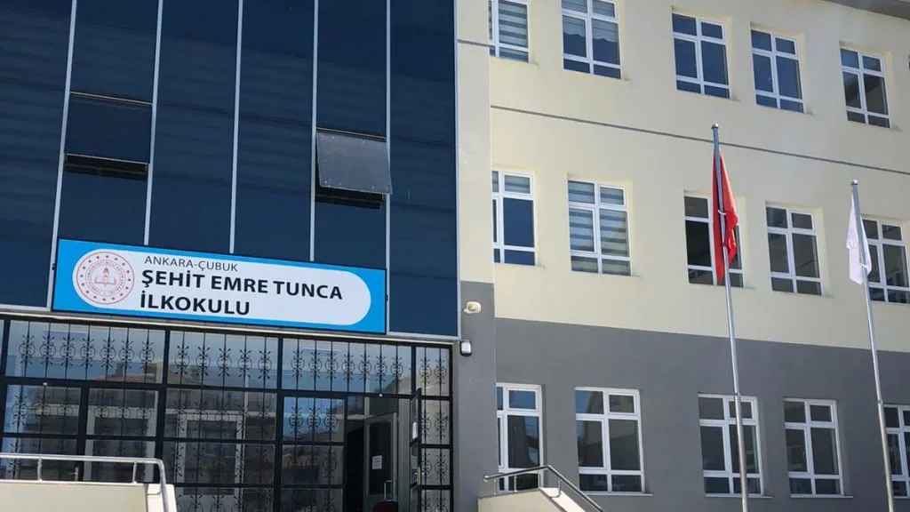 Şehit Emre Tunca İlkokulu