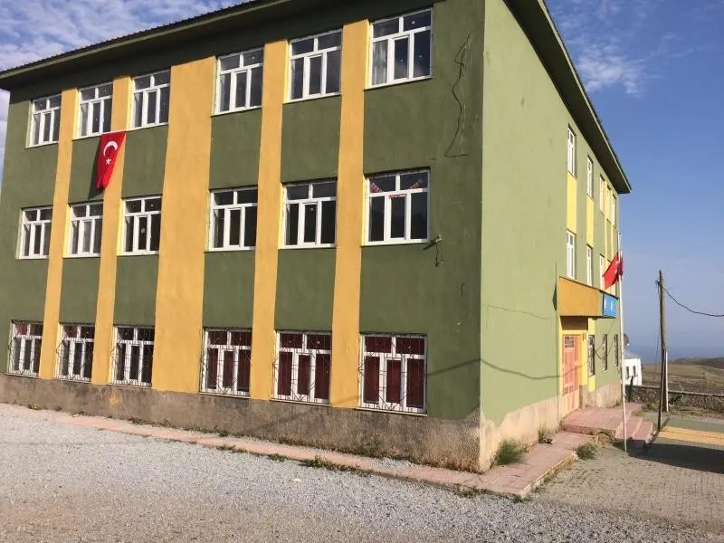 Harman Ortaokulu fotoğrafı