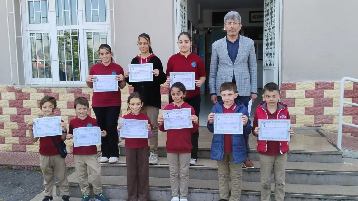 Akyazı Ortaokulu