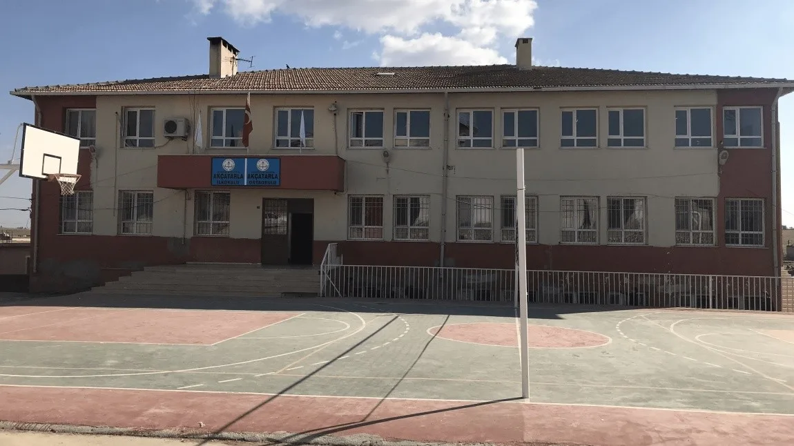 Akçatarla İlkokulu