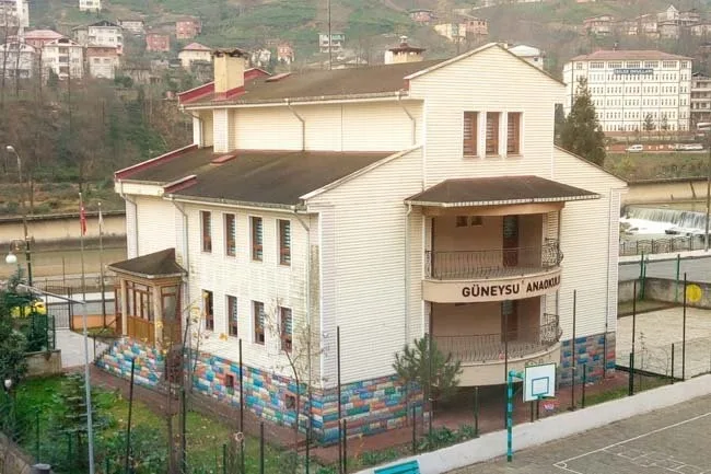 Güneysu İlkokulu fotoğrafı