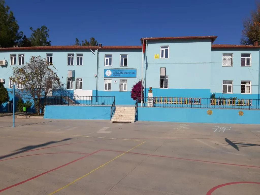 Gerişburnu Ömer Aygün Ortaokulu