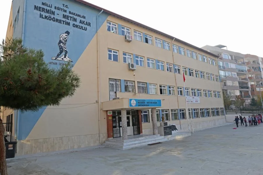 Nermin Metin Akar Ortaokulu fotoğrafı