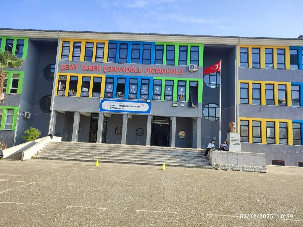Şehit Taner Çobanoğlu Ortaokulu fotoğrafı