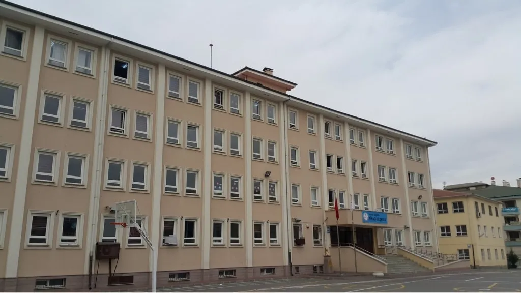Şinasi İlkokulu