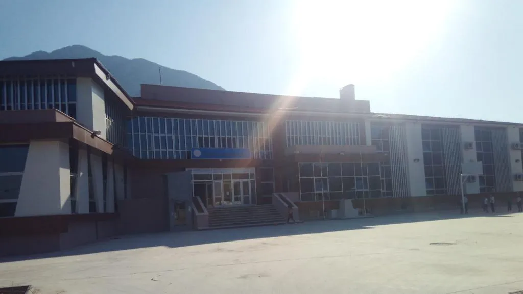 Üzümlü Ortaokulu