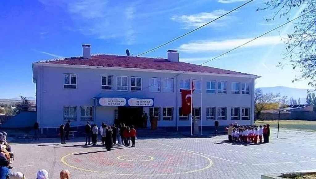 Ayşepınar Ortaokulu