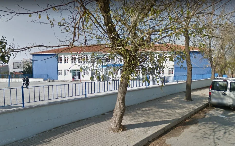 Yekta Baydar Ortaokulu fotoğrafı