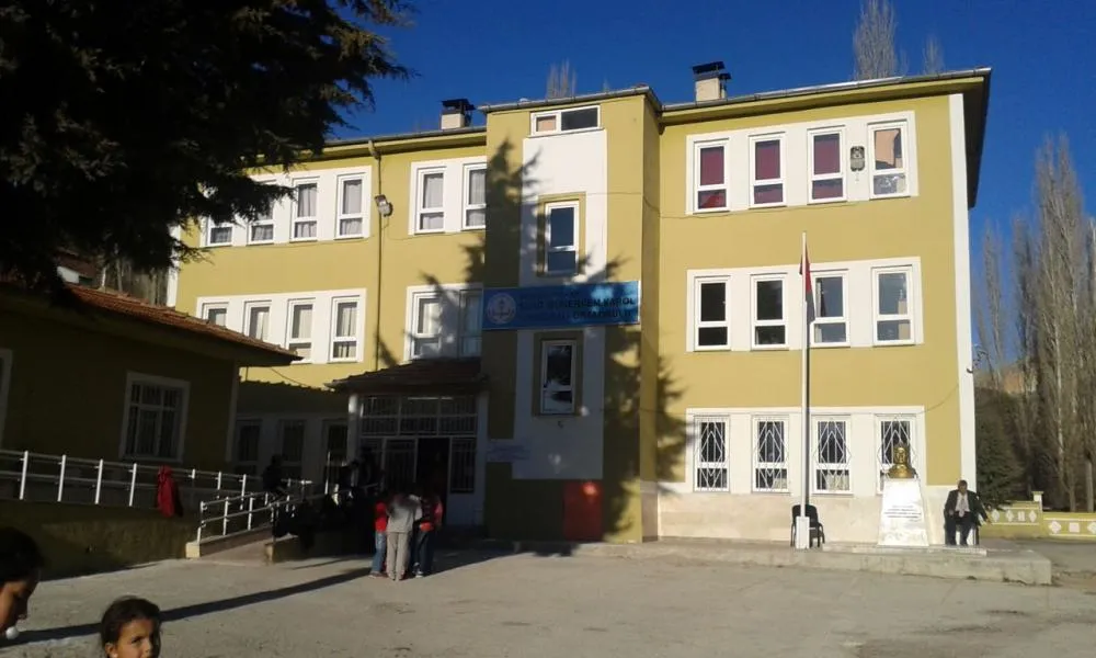 Taşkapı Ortaokulu fotoğrafı