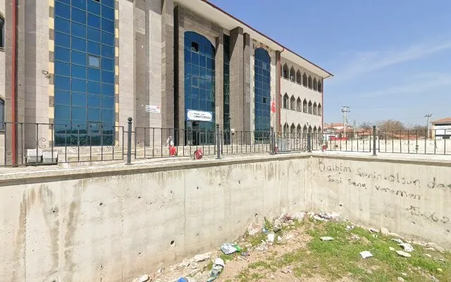 Cumhuriyet Ortaokulu