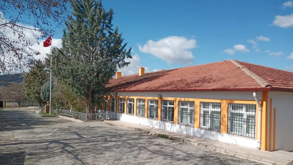 Akçakiraz Yüzbaşı İlkokulu fotoğrafı