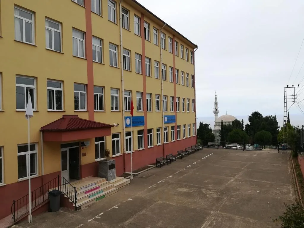 Çimenli Ortaokulu