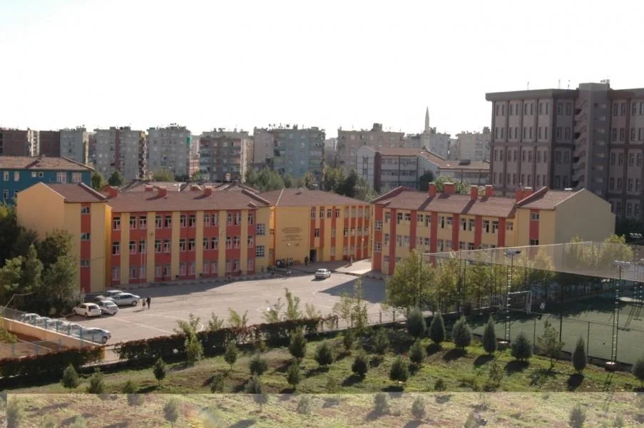 Mesut Yılmaz Ortaokulu