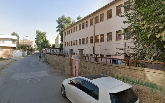 Vali Kamil Acun Ortaokulu fotoğrafı