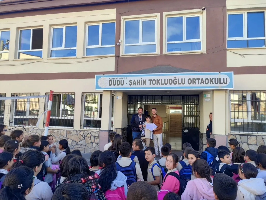 Dudu-Şahin Tokluoğlu Ortaokulu