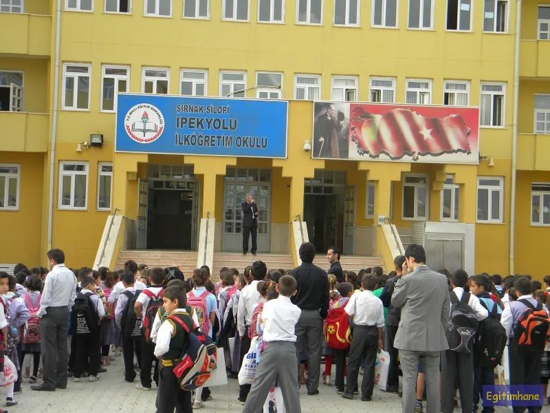 İpekyolu Ortaokulu