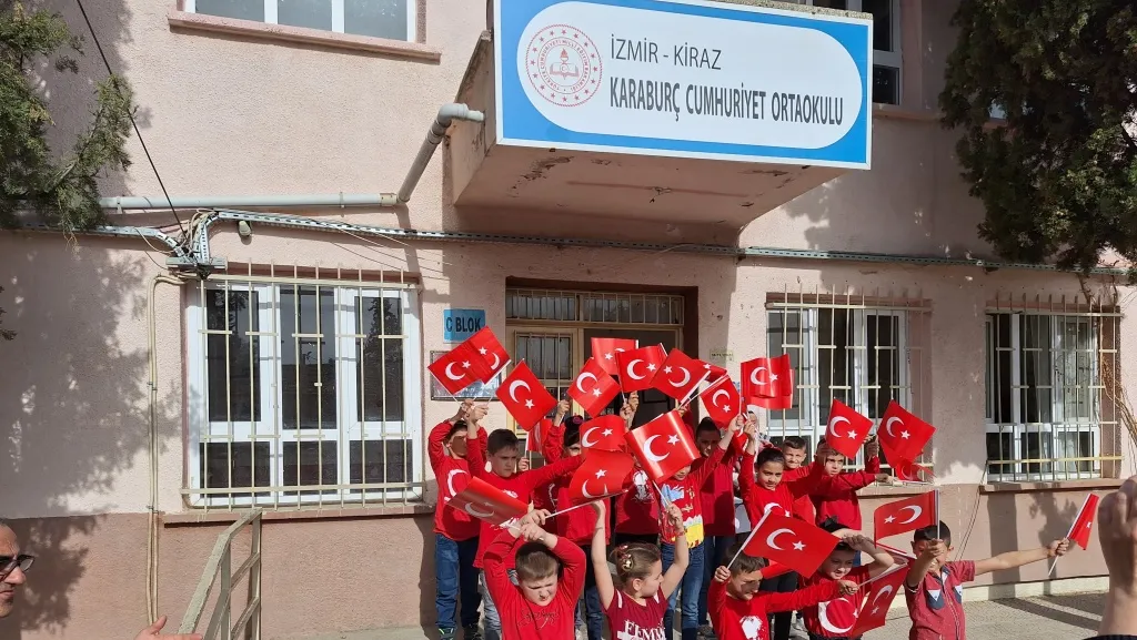 Karaburç Cumhuriyet Ortaokulu