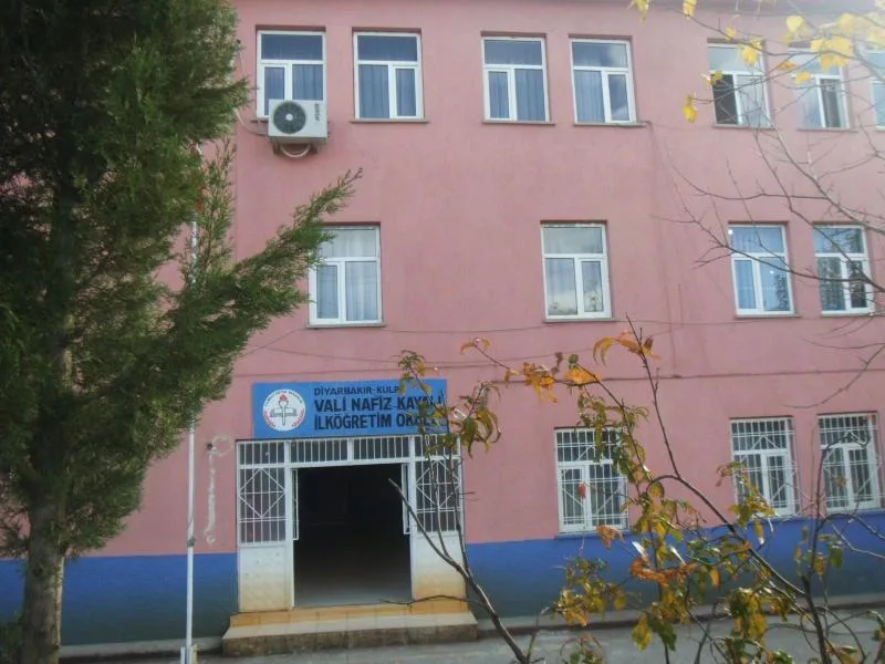Kapullu Vali Nafiz Kayalı İlkokulu fotoğrafı