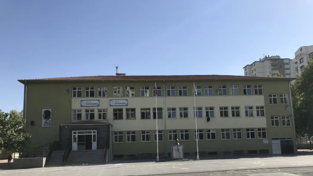 Bilge Kağan Ortaokulu fotoğrafı