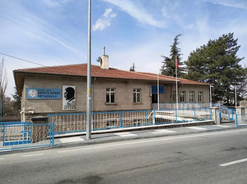 Derviş Güneş Ortaokulu fotoğrafı